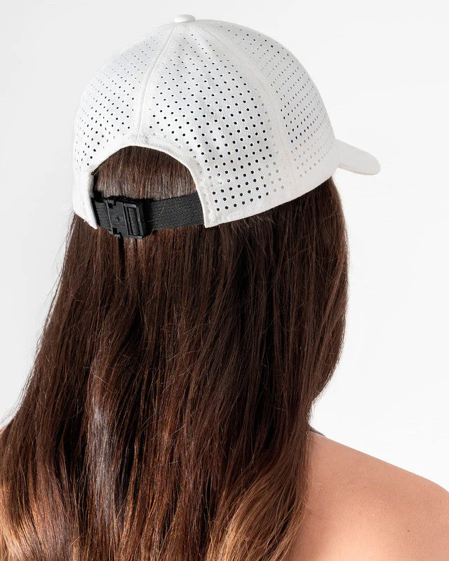 Gorra Perforada - Image 3