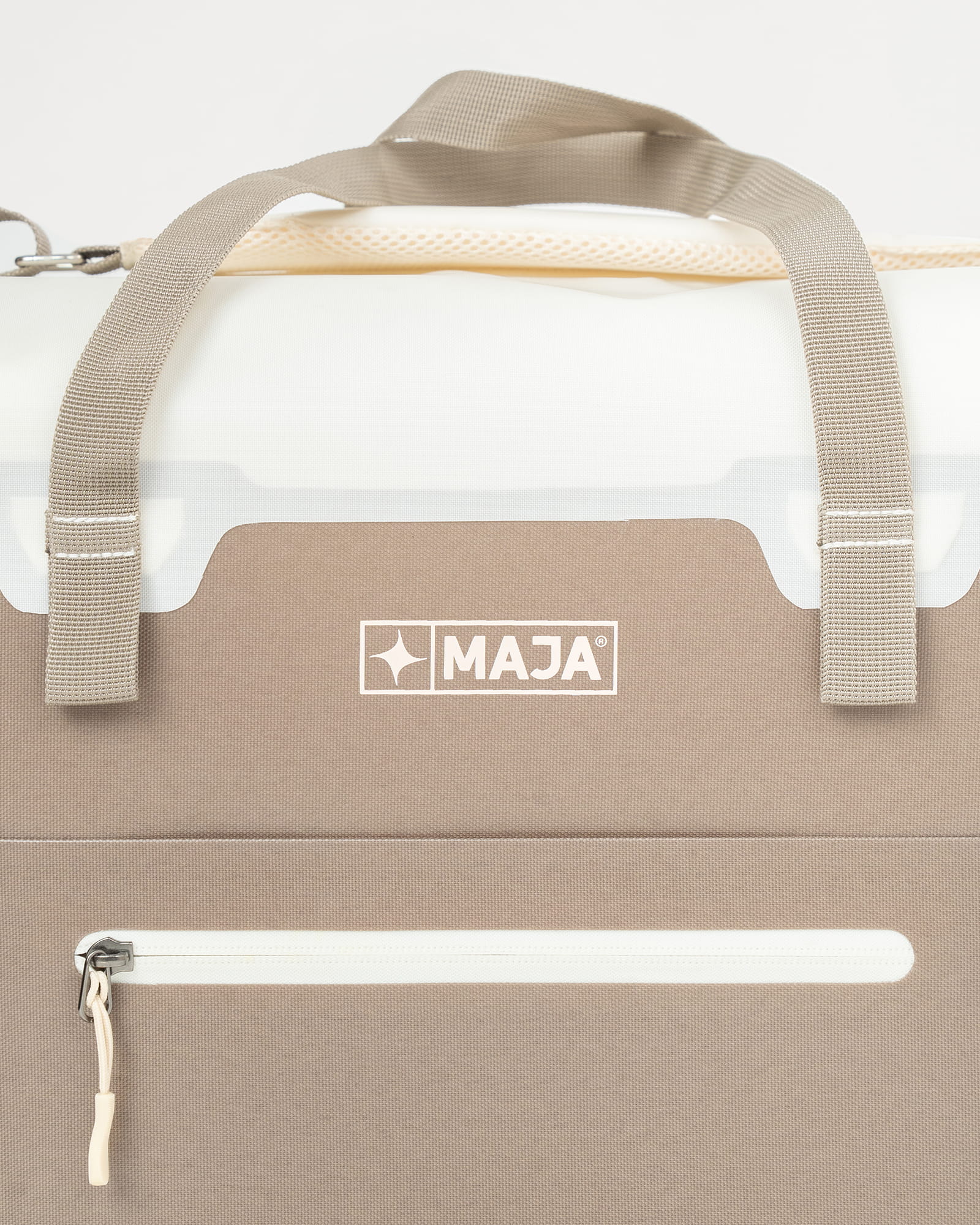 Hielera Tipo Bolsa MAJA® Ónix 25 L - Image 2