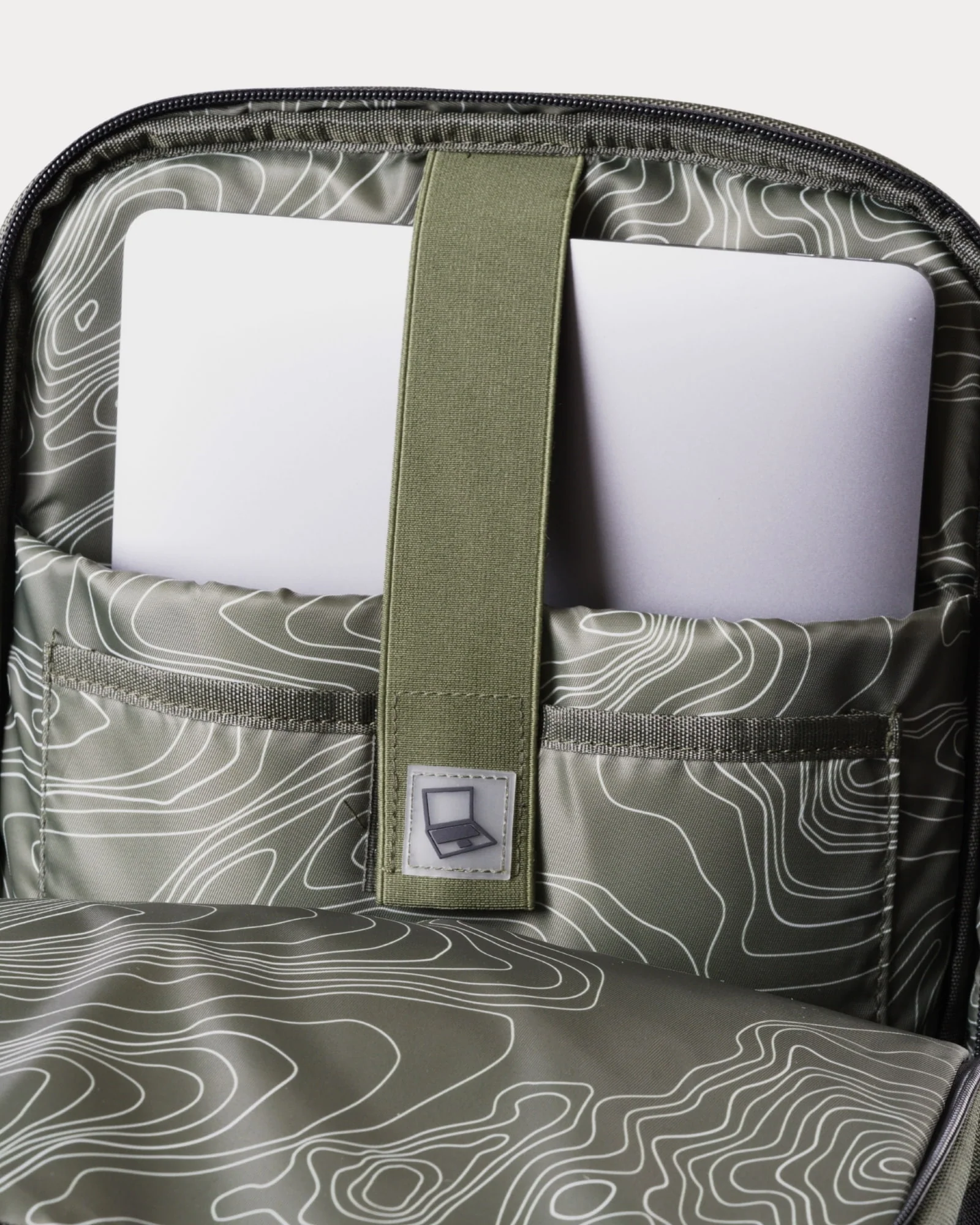 Mochila Formal MAJA® Ónix 20 L - Image 3