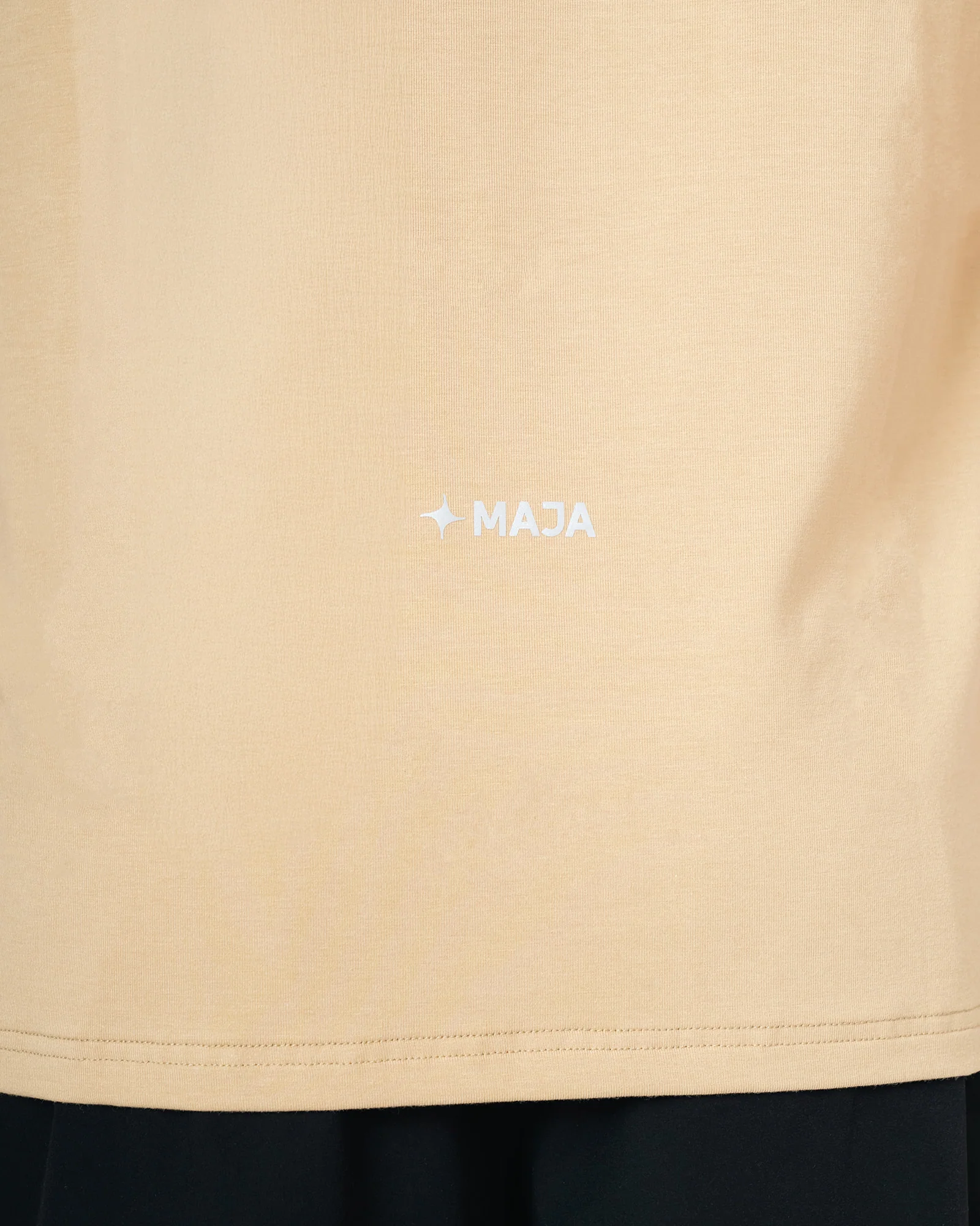 Playera MAJA® Emblema Propela - Image 3