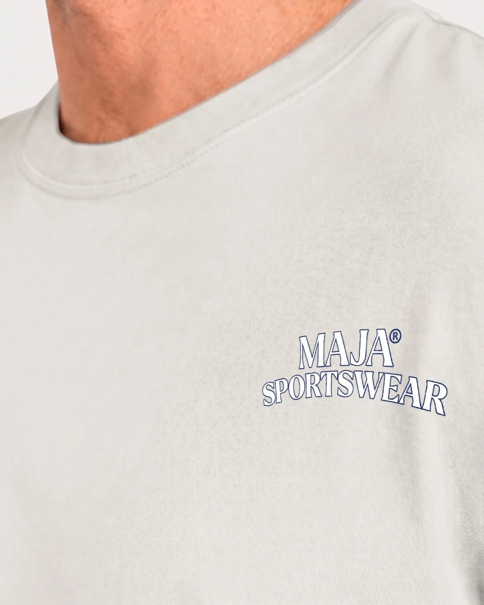 Playera Gráfica MAJA® Haz Aventura - Image 3