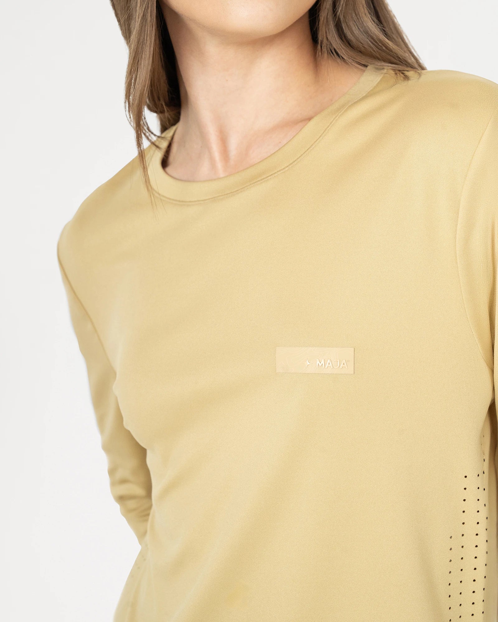 Playera Performance MAJA® Horizonte - Image 3