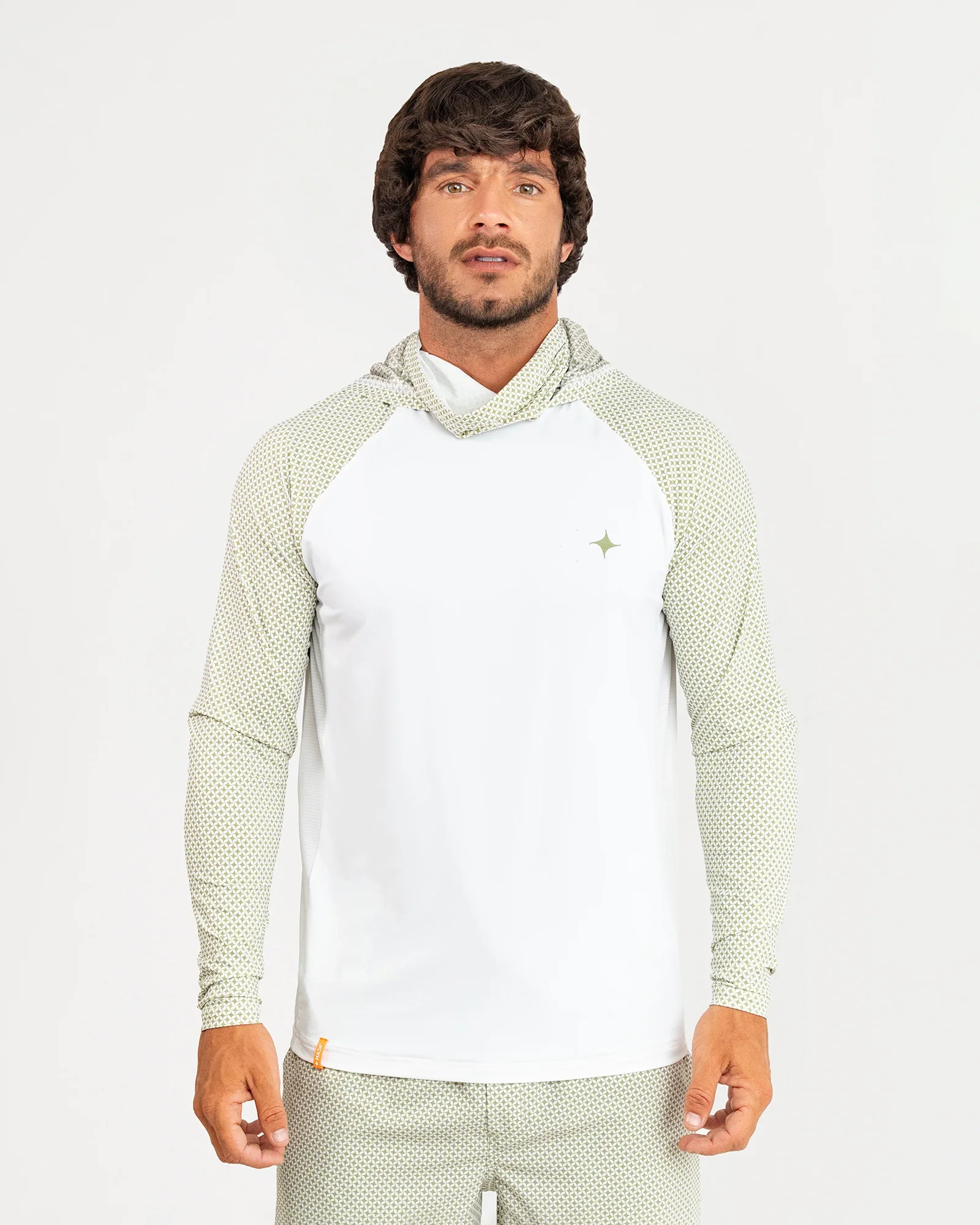 Playera Performance con Gorro MAJA® Marea