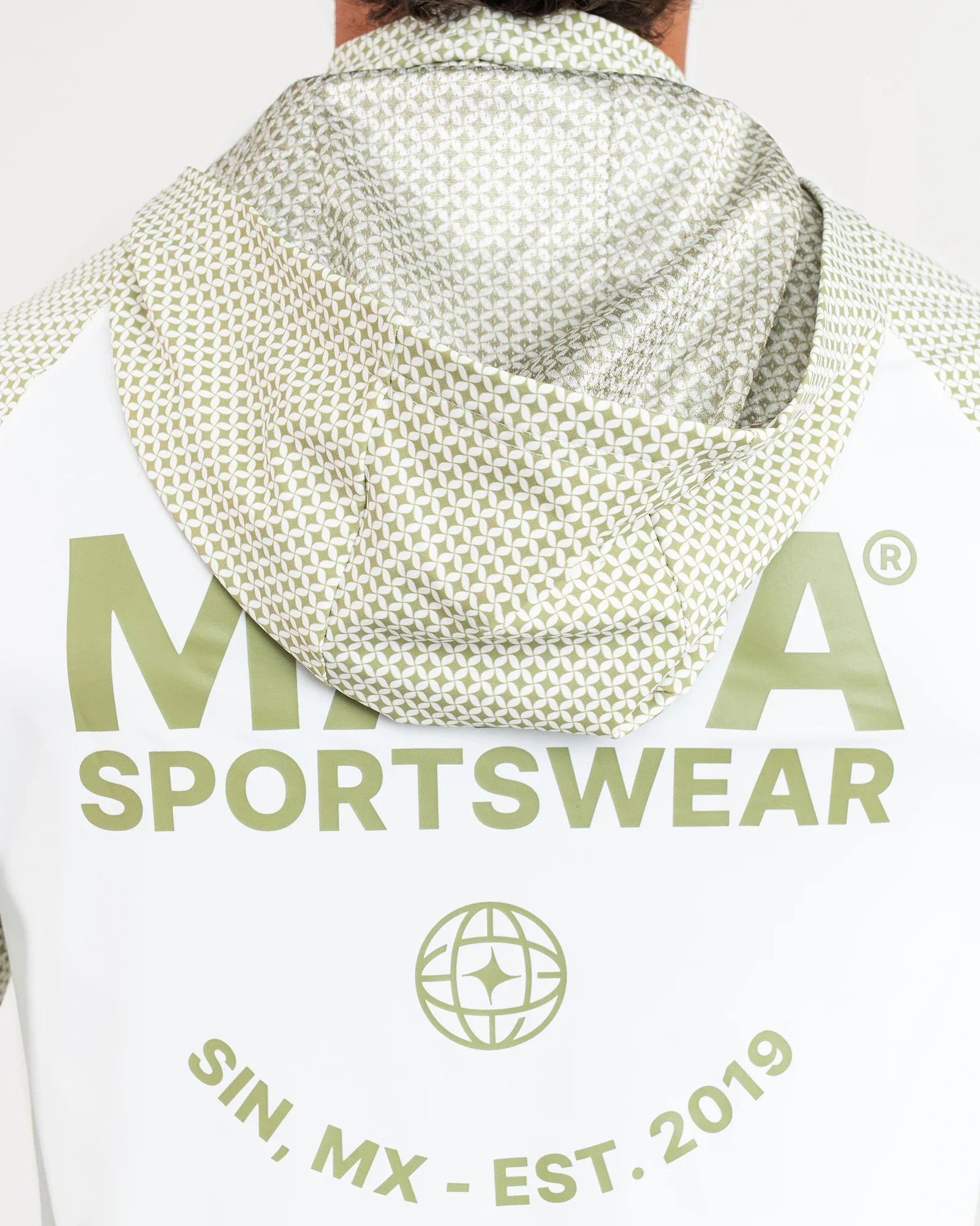 Playera Performance con Gorro MAJA® Marea - Image 4
