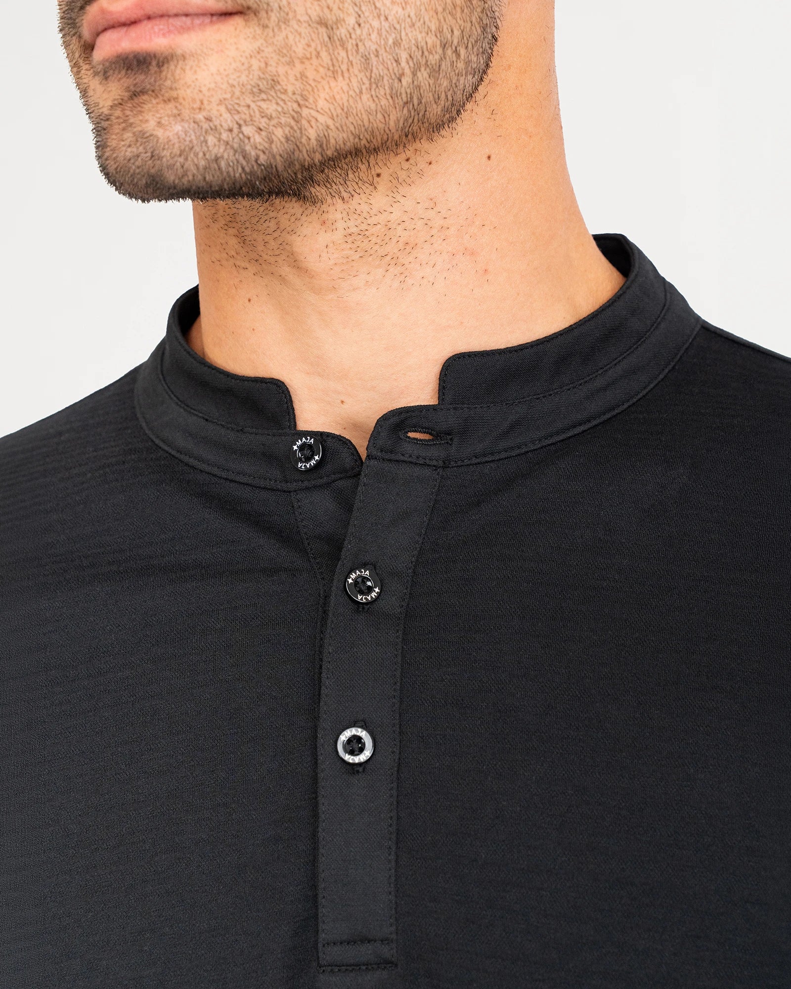 Playera Tipo Mao MAJA® Club - Image 3