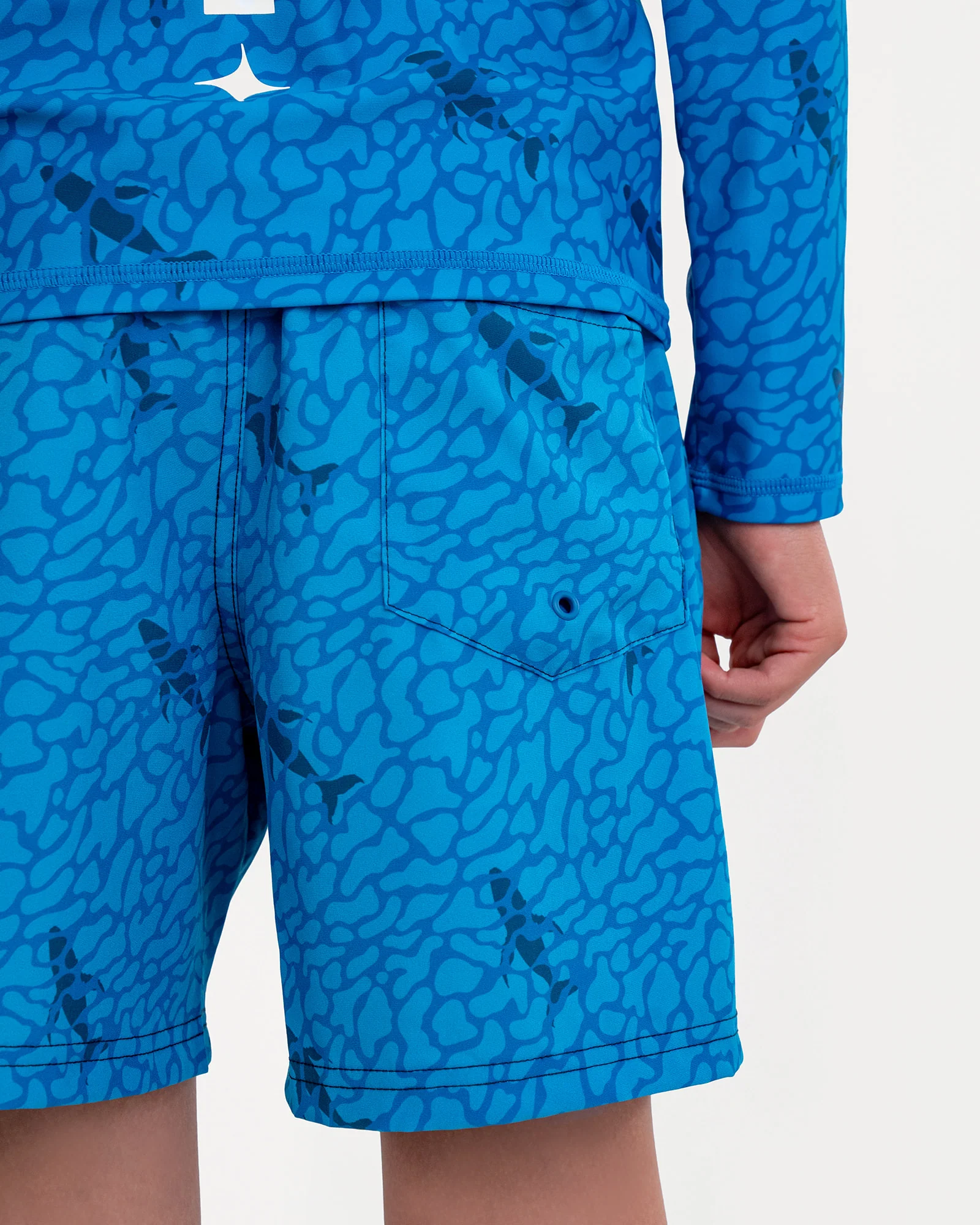 Set Playera Performance y Boardshort Ballena MAJA® KIDS - Image 7